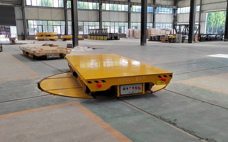 過(guò)跨平板車(chē)的結(jié)構(gòu)通常包含哪些部分？